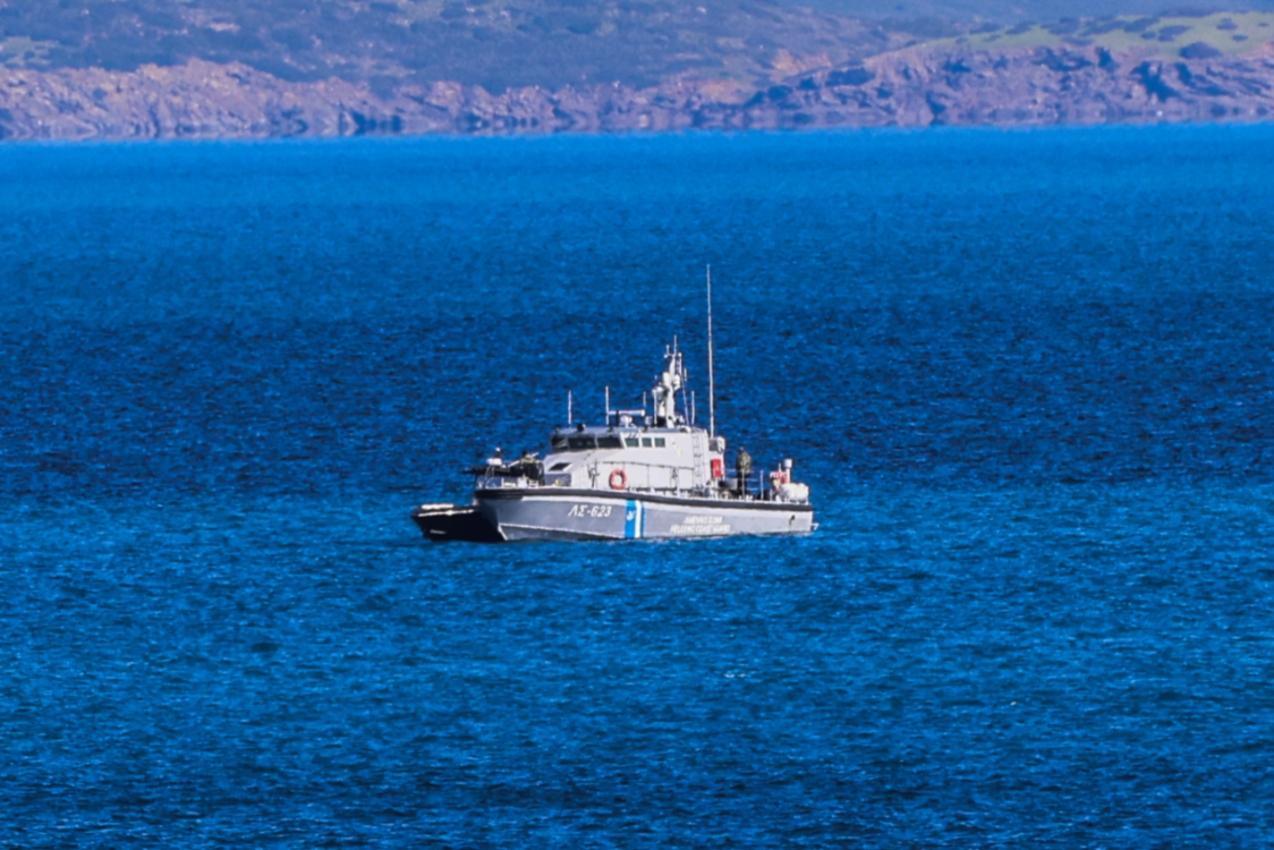 Συνεχίζονται οι έρευνες νότια των Καλών Λιμένων για τον εντοπισμό αγνοούμενων μεταναστών