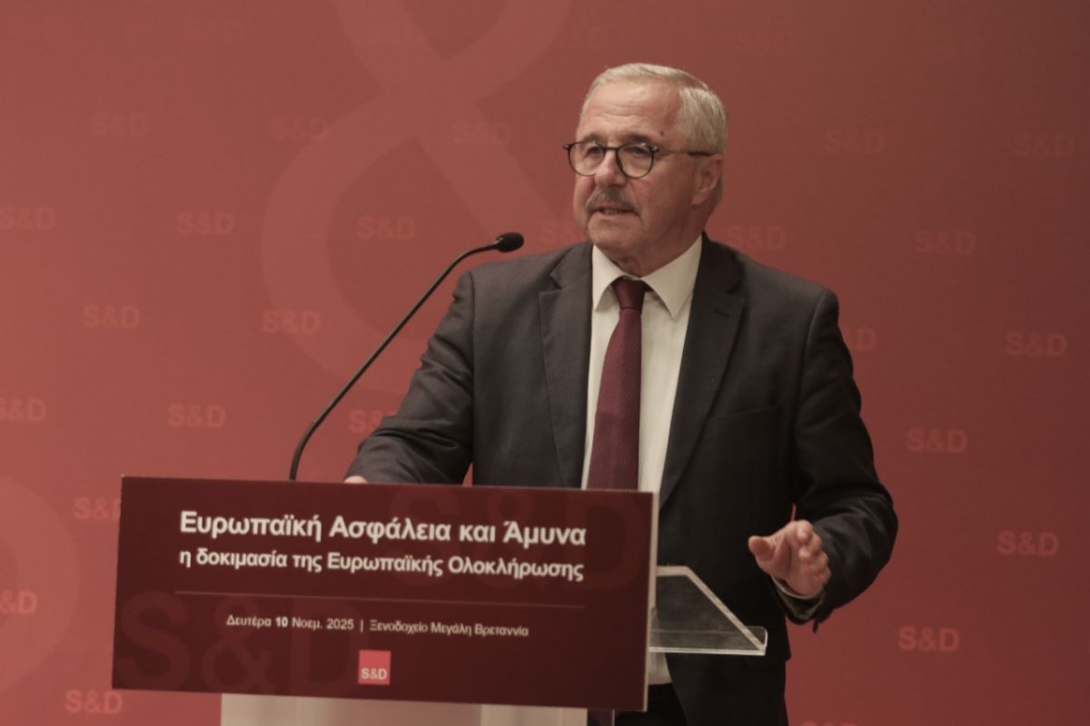 Μανιάτης: «Ο Κάθετος Διάδρομος είναι έργο ΠΑΣΟΚ – η ΝΔ ανακαλύπτει αργά τη σπουδαιότητά του»