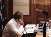 Διπλωματικός πυρετός στο Μαξίμου: Τηλεφωνικές επαφές Μητσοτάκη με Κατάρ και ΗΑΕ