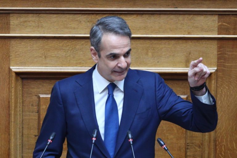 Στη Βουλή ο Κυριάκος Μητσοτάκης για το νομοσχέδιο που αφορά την ψήφο των αποδήμων