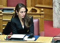 Μιχαηλίδου: Σε μία εβδομάδα ανοίγουν οι αιτήσεις για τις «Νταντάδες της Γειτονιάς»