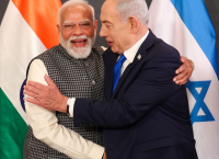 Στη Σκιά της Σύγκρουσης ΗΠΑ–Ιράν: Ο Μόντι «Δένει» Στρατηγικά με το Ισραήλ