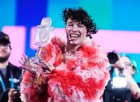 Το Nemo επέστρεψε σπασμένο το τρόπαιο της Eurovision – Το είχε τυλίξει σε… χαρτί υγείας