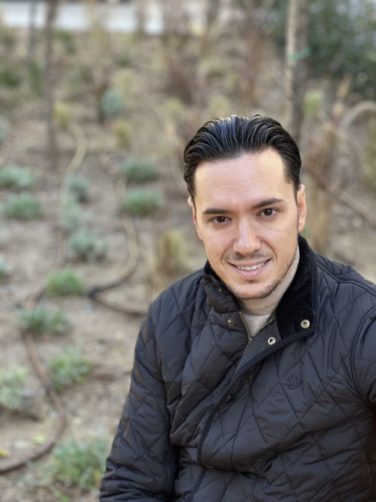 Δεν μπορείς να λύσεις τα προβλήματα του κόσμου, αν πρώτα δεν έχεις λύσει τα δικά σου