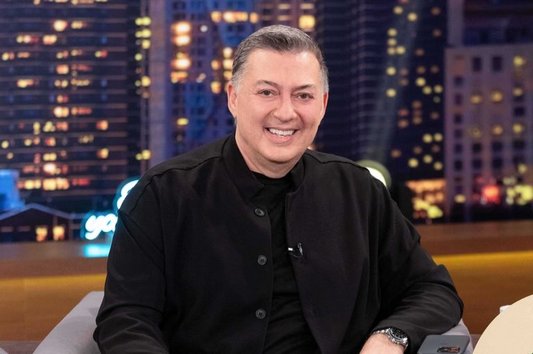 Ξαφνική περιπέτεια υγείας για τον Νίκο Μακρόπουλο-Πότε επιστρέφει στις εμφανίσεις του