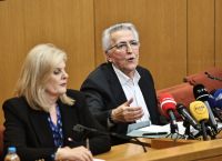 «ΔΕΝ ΠΑΡΑΙΤΟΥΜΑΙ»: Αντεπίθεση Παναγόπουλου για τα 73 εκατ. – «Στέρνα» η πισίνα