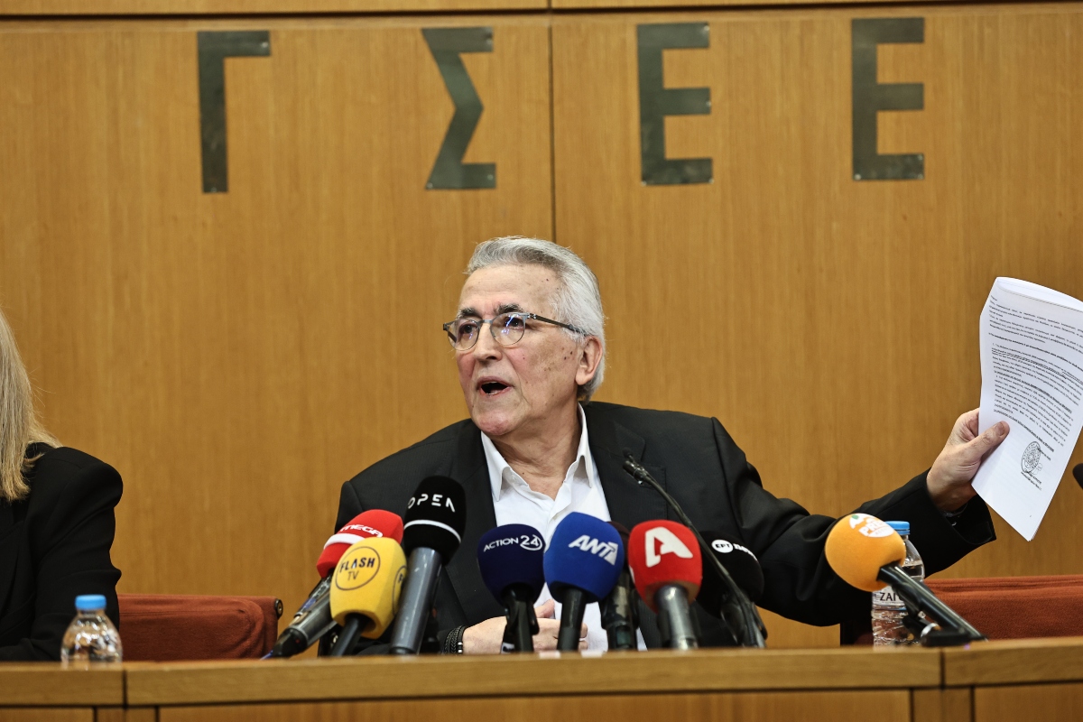 Παναγόπουλος στο ΠΑΣΟΚ: «Δεν αντιδικώ, αλλά δεν παραιτούμαι – Η ΠΑΣΚΕ θα νικήσει ξανά»