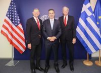 ΠΑΠΑΣΤΑΥΡΟΥ – ΗΠΑ: Οι 3+1 ενεργειακές συμφωνίες που ενισχύουν την Ελλάδα ως LNG κόμβο