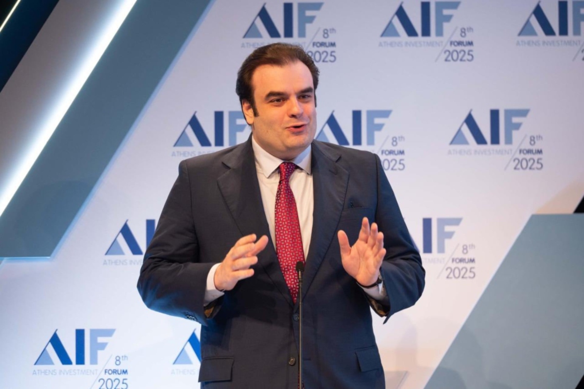 Pierrakakis Arms Greece’s Tax Authority with AI: How Artificial Intelligence Is Cracking Down on Tax Evasion