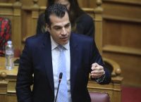 Πλεύρης για Χίο: «Εγώ πιστεύω το Λιμενικό» – Μετωπική σύγκρουση με την αντιπολίτευση στη Βουλή