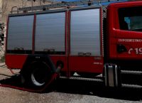 Φωτιά σε αποθήκη γνωστής εταιρείας αθλητικών ειδών στα Σπάτα