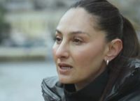 Ρεγγίνα Μακέδου: «Χωρίς μαλλιά και με φλεβοκαθετήρες σηκωνόμουν και χόρευα»-Η εξομολόγηση για τη λευχαιμία