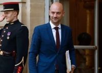 Ρωσο-ουκρανικός Πόλεμος σε «Δυαδική Κρίση»: Γαλλική Υποστήριξη και Νέες Επιθέσεις στο Κίεβο