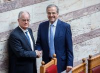 Συνάντηση Τασούλα – Σαμαρά: «Σε λάθος κατεύθυνση η εξωτερική πολιτική» επιμένει ο πρώην πρωθυπουργός