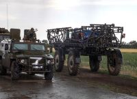 Ο Μασκ Κλείνει το Starlink και Ρωσία σε Χάος – Η Ουκρανία Παίζει με Δορυφόρους σαν σε Βιντεοπαιχνίδι!