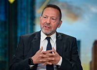 Πέντε σκληρά μαθήματα από το ευρώ: Η αυτοκριτική Στουρνάρα και τα μηνύματα με αποδέκτες