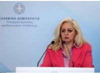 Άδωνις: Η Στρατινάκη και η «ανθρωποφαγία» – Τα νομικά δεδομένα πίσω από το αφήγημα σκανδάλου