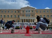 Τρία χρόνια από την τραγωδία των Τεμπών: Συγκεντρώσεις σε όλη τη χώρα, ποιοι συμμετέχουν στην απεργία