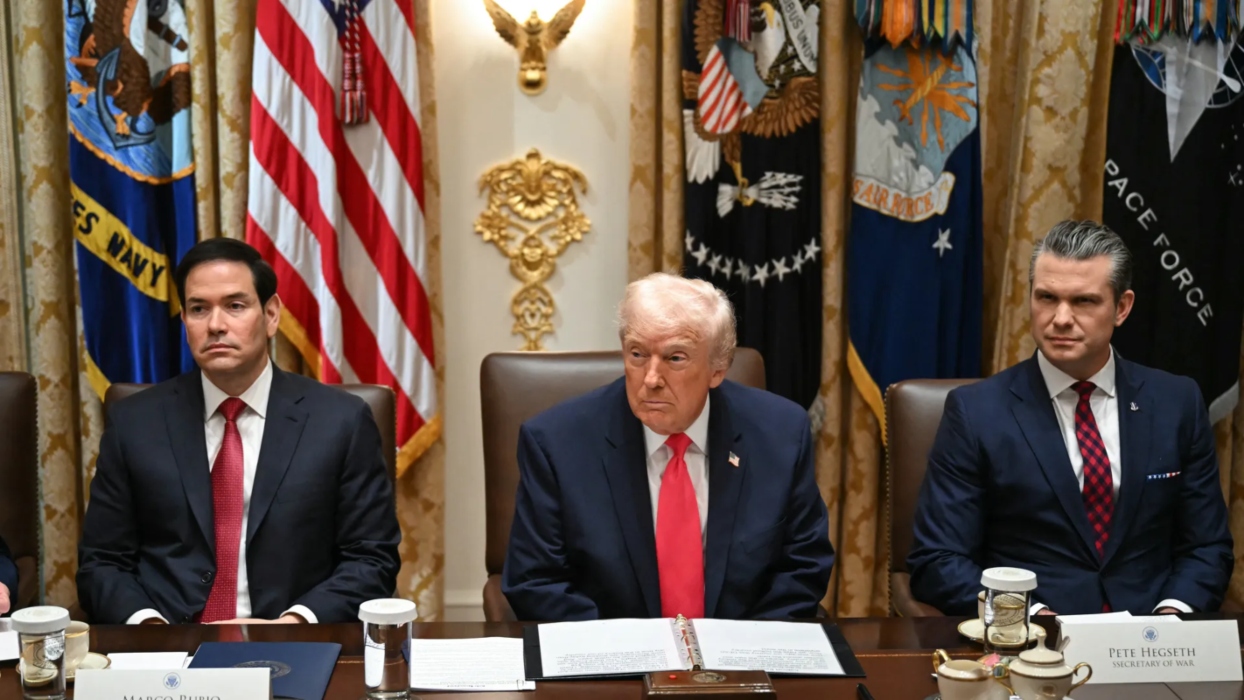 Συνάντηση Τραμπ με κορυφαίους συμβούλους για το Ιράν — Η Αμερική στα σύνορα ενός μεγάλου πολέμου!