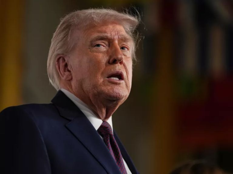 Τραμπ για απόπειρες δολοφονίας εναντίον του:”Δεν ξέρω πόσο ακόμη θα είμαι εδώ,έχω πολλούς που με σημαδεύουν “