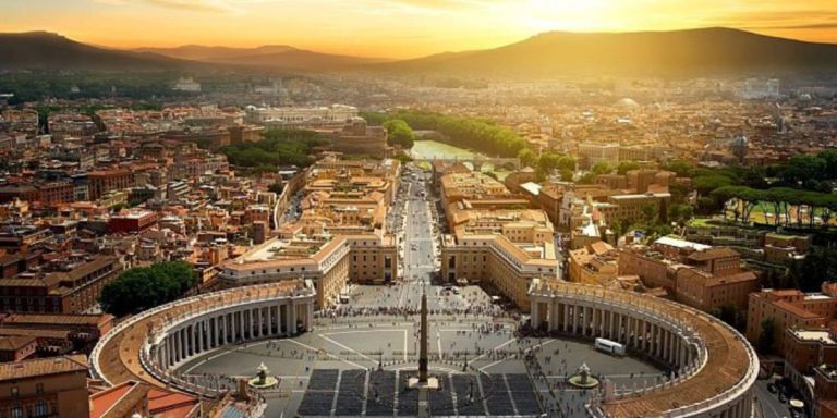 Το Βατικανό «αγνοεί» το Συμβούλιο Ειρήνης του Τραμπ και στηρίζει τον ΟΗΕ