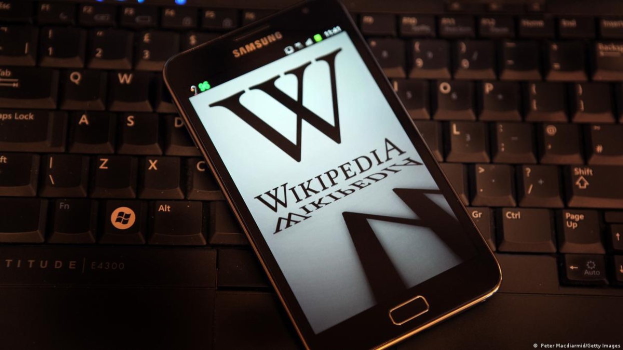 25 χρόνια Wikipedia: Το μυστικό της εμπιστοσύνης απέναντι στην εποχή της μετα-αλήθειας