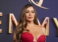 «Χτύπησε» ξανά η Σοφία Βεργκάρα από το Παρίσι – Κορμάρα…