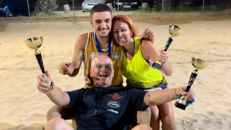 Πύργος: Θλίψη για τον 18χρονο που πέθανε μετά από πτώση από μπαλκόνι