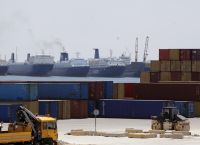 Ελληνικά λιμάνια: Οριακή άνοδος στους επιβάτες, πιέσεις στα εμπορεύματα