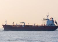 Ινδικά δεξαμενόπλοια με LPG διασχίζουν τα Στενά του Ορμούζ παρά τον πόλεμο–Η Ινδία «σπάει» το άτυπο εμπάργκο