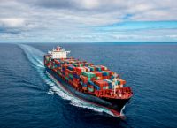 VLCC: Σήμα υποχώρησης στα ναύλα μετά το ράλι-σοκ στη Μέση Ανατολή