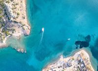 Τουρισμός και Ιράν: Γιατί η Ελλάδα κρατά αντοχές παρά τη γεωπολιτική ένταση