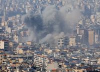 Μέση Ανατολή: Νέο κύμα ισραηλινών πληγμάτων σε Ιράν και Λίβανο – Πολυκατοικία στη Βηρυτό «καταπίνει» νεκρούς