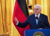 Στάινμαϊερ: Ο πόλεμος «παραβιάζει το διεθνές δίκαιο»