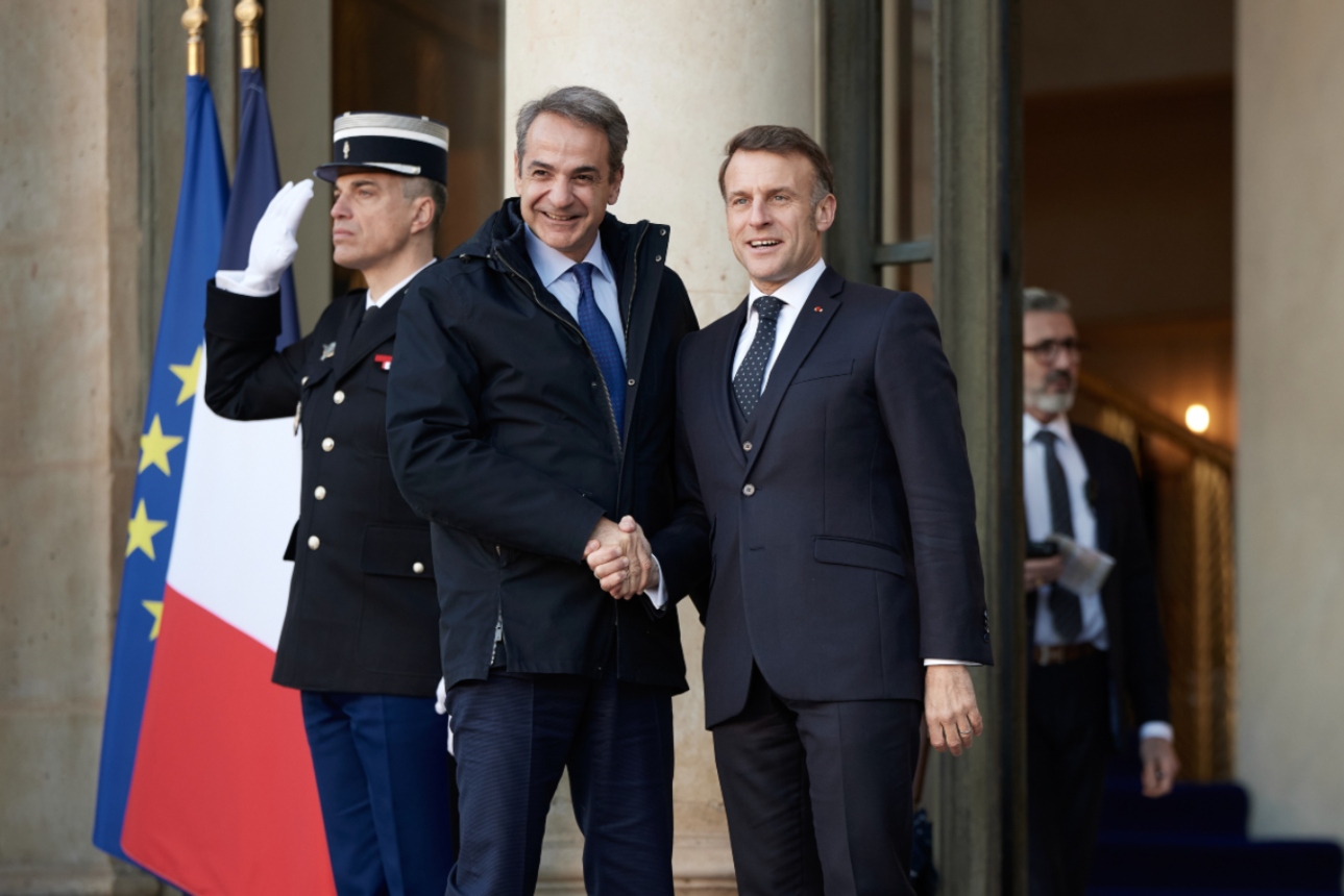 Μητσοτάκης–Μακρόν συντονίζουν στρατιωτικά σχέδια στη Μεσόγειο καθώς ο πόλεμος Ιράν–ΗΠΑ κλιμακώνεται