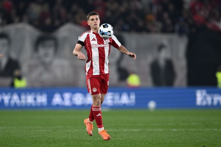 Super League: Ο Μουζακίτης στην κορυφή της CIES, λάμπει η νέα γενιά