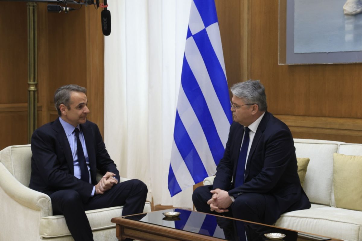 Τι ξέρει ο Μητσοτάκης και καλεί έναν-έναν τους αρχηγούς; Το τετ-α-τετ με Νατσιό και τα μηνύματα ισχύος