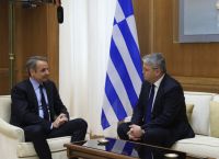 Τι ξέρει ο Μητσοτάκης και καλεί έναν-έναν τους αρχηγούς; Το τετ-α-τετ με Νατσιό και τα μηνύματα ισχύος