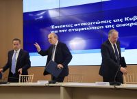 Πλαφόν στα καύσιμα για «φρένο» στην αισχροκέρδεια – Ποιοι κερδίζουν, ποιοι πληρώνουν τον λογαριασμό