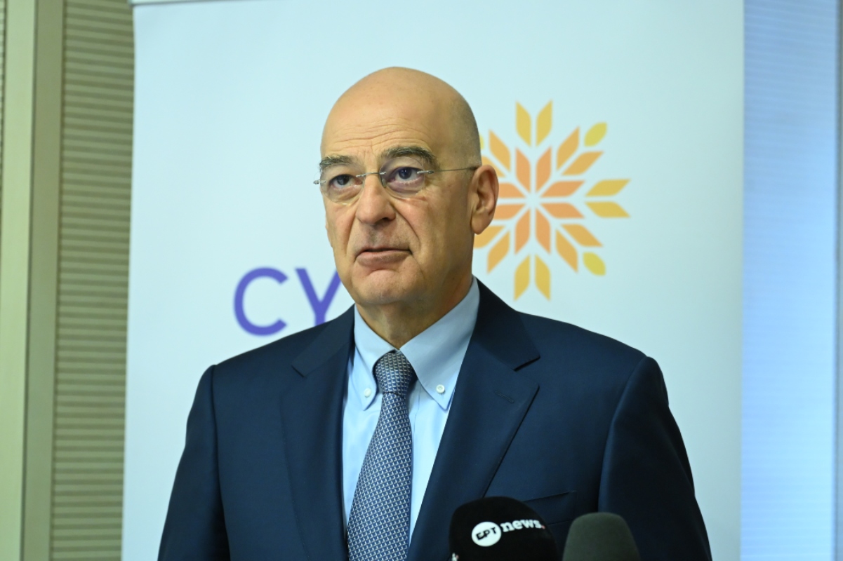 Επιβεβαίωση από Δένδια: Η ελληνική συστοιχία Patriot στη Σαουδική Αραβία κατέρριψε δύο πυραύλους του Ιράν