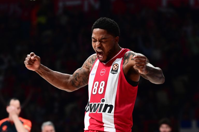 Ολυμπιακός: Μια νίκη «σιωπηλού χρυσάφι» κόντρα στη Μπασκόνια – Το 22-11 φέρνει το αβαντάζ έδρας πιο κοντά