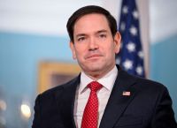 Βανς εναντίον Ρούμπιο: Η Μονομαχία για τη Διαδοχή του Τραμπ έχει Ξεκινήσει