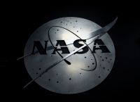 NASA: Ακυρώνει το Lunar Gateway και Στρέφεται σε Βάση 20 Δισ. Δολαρίων στην Επιφάνεια της Σελήνης