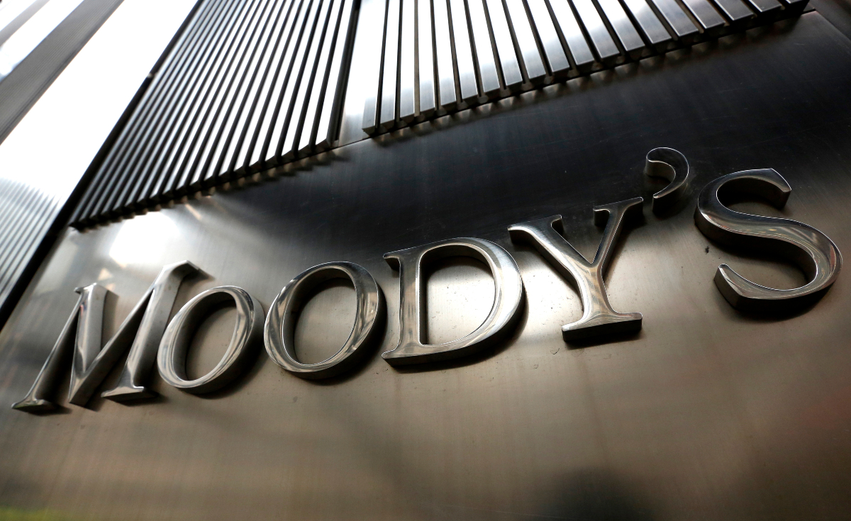 Moody’s: Πρωτογενή πλεονάσματα άνω του 3% για την Ελλάδα έως το 2027