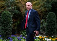 Βρετανός υπ. Άμυνας:Ιρανικοί πύραυλοι εκτοξεύτηκαν προς βρετανικές βάσεις στην Κύπρο-Διαψεύδει η Λευκωσία