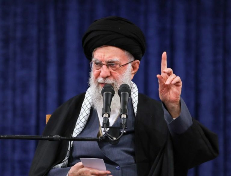 Αγιατολάχ Αλί Χαμενεΐ (1939-2026): Ο σκιώδης παντοδύναμος ηγέτης του Ιράν