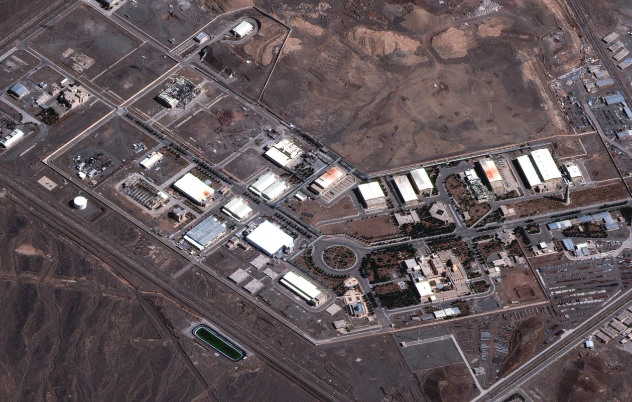 Το Ισραήλ αρνείται ότι βομβάρδισε την πυρηνική εγκατάσταση της Νατάνζ και «δείχνει» τις ΗΠΑ