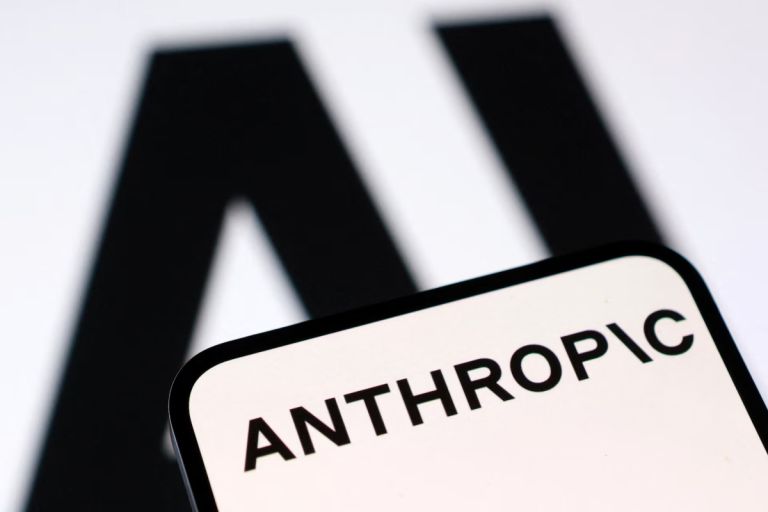Λευκός Οίκος: Σχέδιο εκτελεστικού διατάγματος για απομάκρυνση της Anthropic