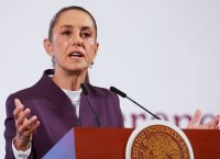 Τραμπ vs Σεϊνμπάουμ: Η Πολιτική Αντιπαράθεση για τον Κόλπο του Μεξικού και την Ονομασία του