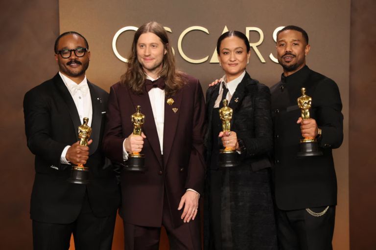 Όλα στα Όσκαρ 2026: «Μια Μάχη Μετά την Άλλη» Μεγάλη Νικήτρια – Κερδισμένοι, Χαμένοι & Πολιτικές Δηλώσεις